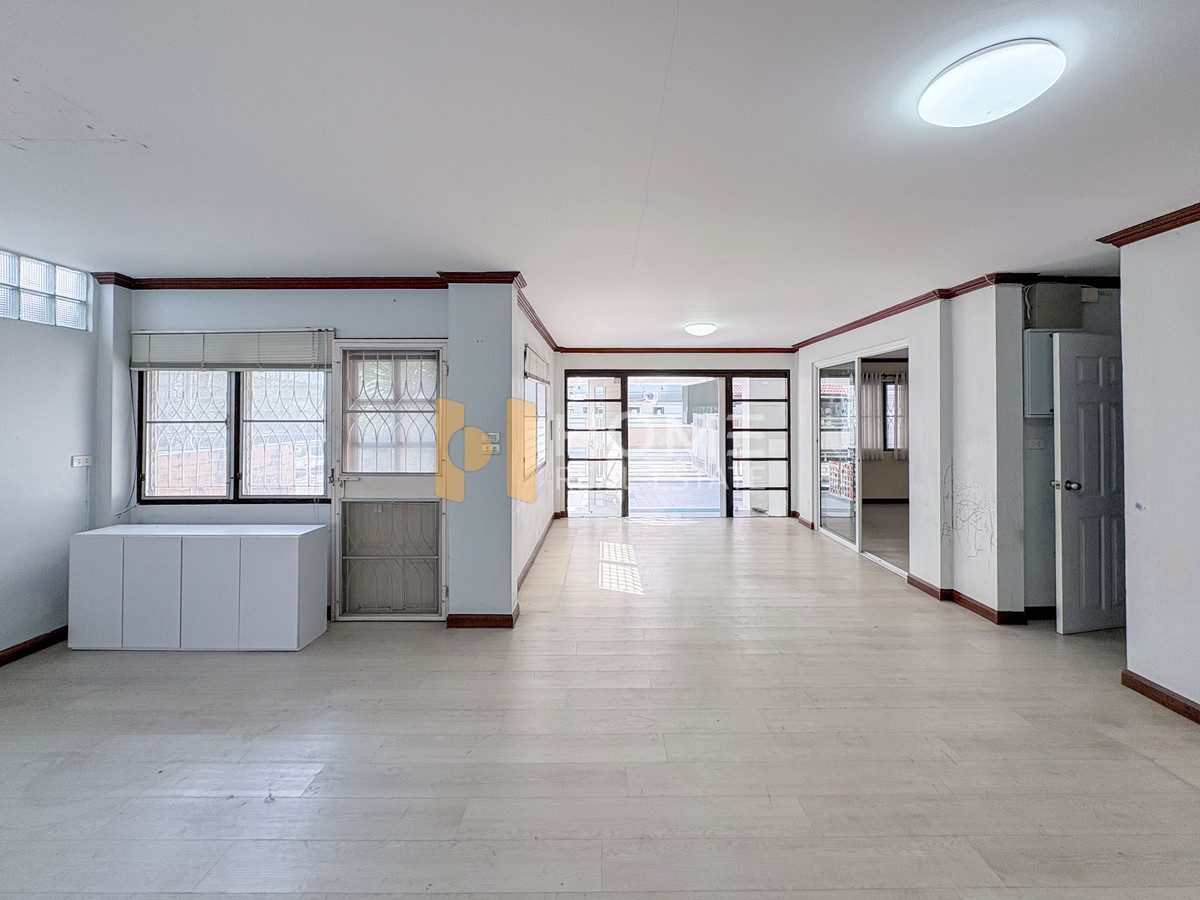 บ้านเดี่ยว ลาดปลาเค้า 10 / 4 ห้องนอน (ขาย), Detached House Ladplakao 10 / 4 Bedrooms (FOR SALE) TPM091