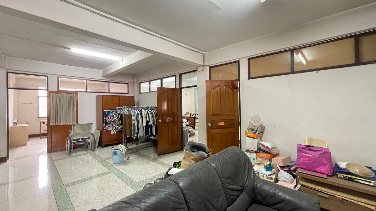 อาคารพาณิชย์ เจริญนคร ซอย 10 / 4 ชั้น (ขาย), Commercial Building Charoen Nakhon Soi 10 / 4 Storey (FOR SALE) TA004