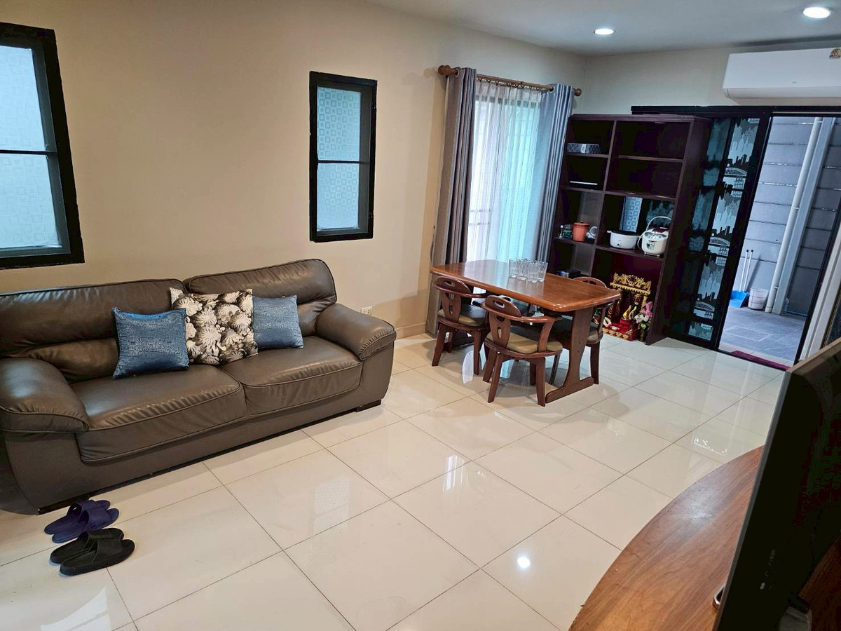 ทาวน์โฮม บ้านกลางเมือง พระราม 2 - พุทธบูชา / 3 ห้องนอน (ขาย), Baan Klang Muang Rama 2 - Bhuddhabucha / Townhome 3 Bedrooms (FOR SALE) TA001