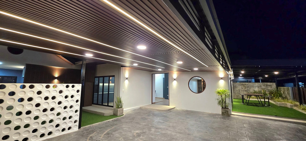 บ้านพร้อมที่ดิน ซอย สุขุมวิท - พัทยา 15 - 17 / 3 ห้องนอน (เช่า), House & Land Soi Sukhumvit - Pattaya 15 - 17 / 3 Bedrooms (FOR RENT) BEWN006