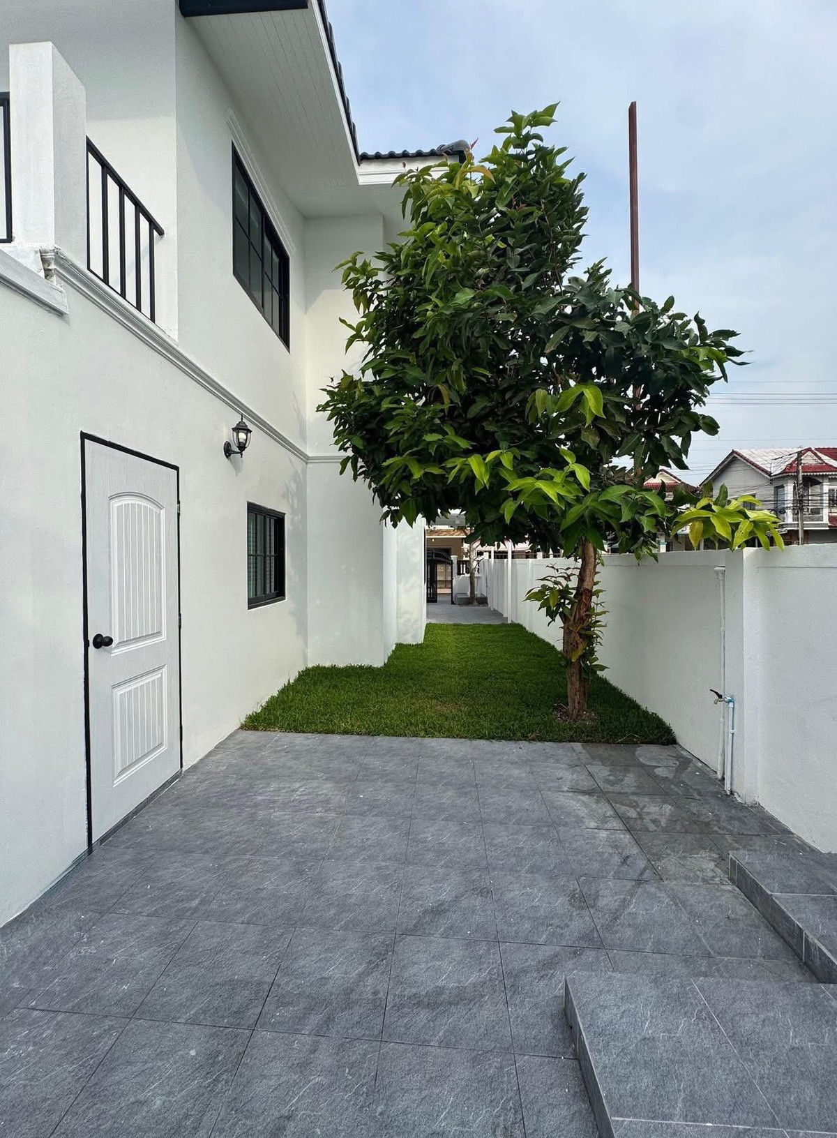 บ้านพร้อมที่ดิน เนินพลับหวาน มาบยายเลีย 18/7 / 3 ห้องนอน (ขาย), House with land Noen Plub Wan Mab Yai Lia 18/7 / 3 Bedrooms (FOR SALE) BEWN031