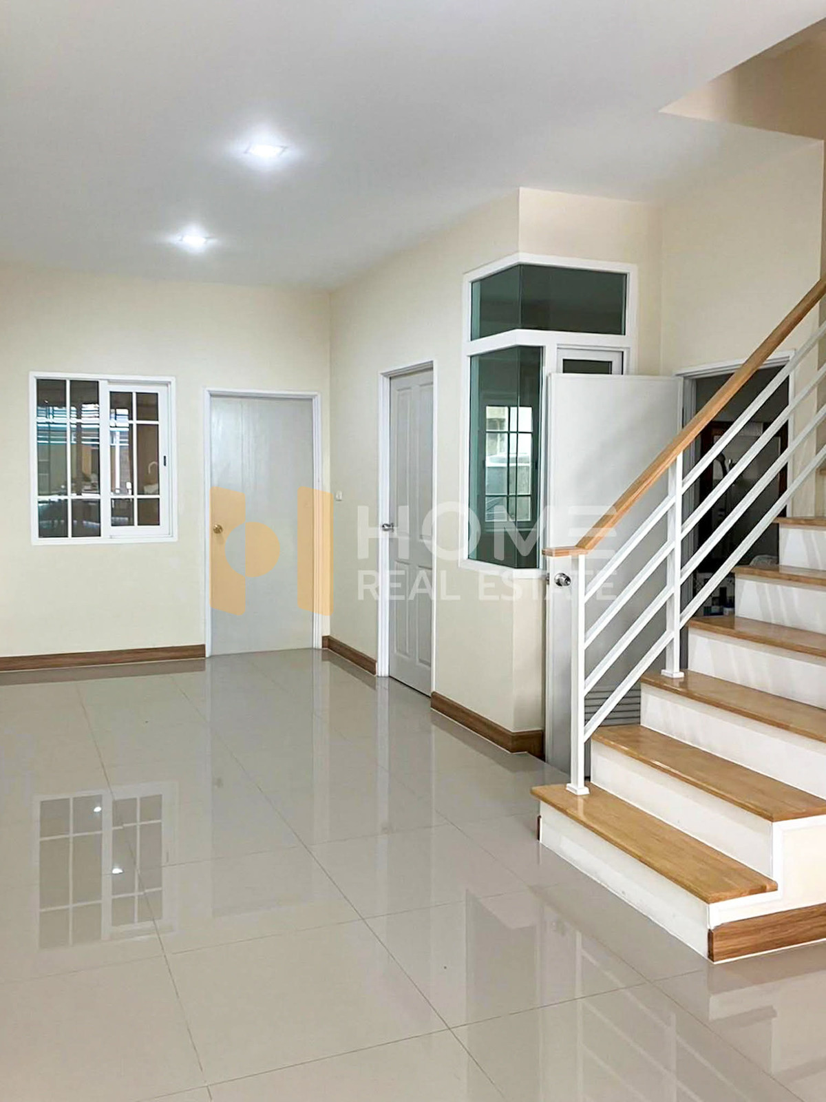 โกลเด้น ทาวน์ 2 บางแค / 3 ห้องนอน (ขายพร้อมผู้เช่า),  Golden Town 2 Bangkhae / 3 Bedrooms (SALE WITH TENANT) BALL190