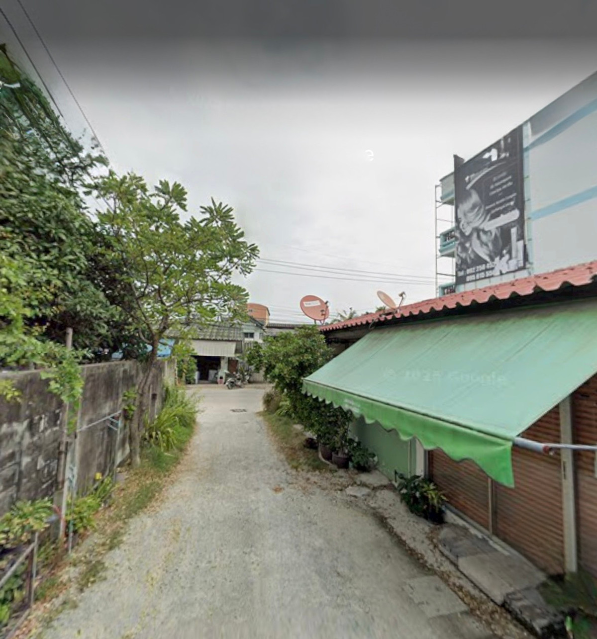 ห้องแถวชั้นเดียว ติดถนน บางแสน ชลบุรี / 8 ห้อง (ขาย), Single Storey Shophouse Roadside Bangsaen Chonburi / 8 Rooms (FOR SALE) YEAN065