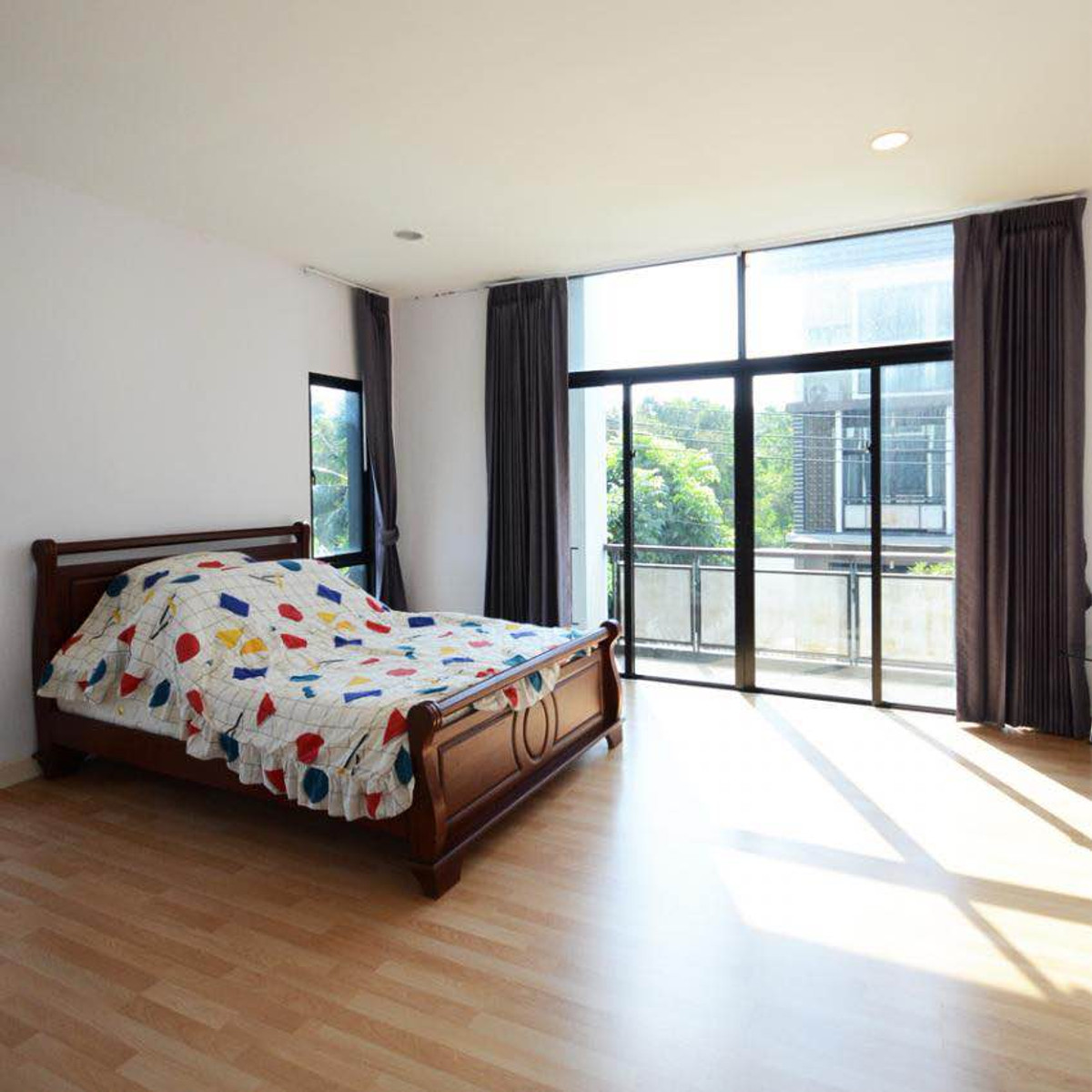 ทาวน์โฮม ฟลอรา วงศ์สว่าง / 3 ห้องนอน (ขาย), Flora Wongsawang / Townhome 3 Bedrooms (FOR SALE) FRUNC009