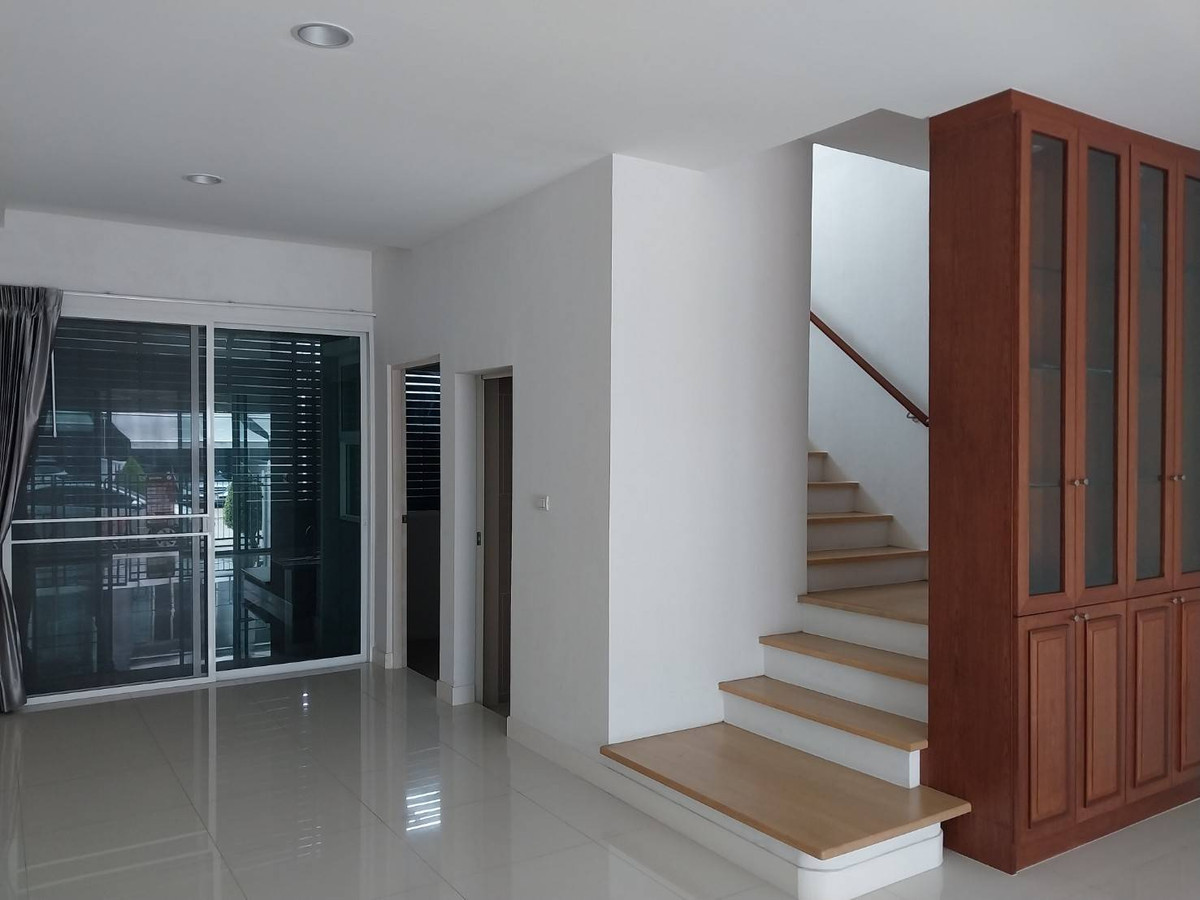 ทาวน์โฮม บ้านกลางเมือง พิบูลสงคราม / 3 ห้องนอน (ขาย), Baan Klang Muang Piboonsongkram / Townhome 3 Bedrooms (FOR SALE) AOM021