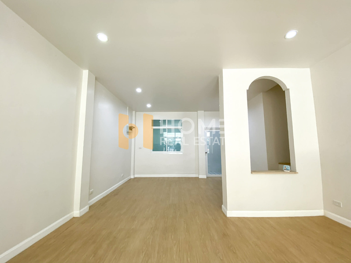 ทาวน์โฮม เมอริโต้ เพชรเกษม 63 / 3 ห้องนอน (ขาย), Merito Phetkasem 63 / Townhome 3 Bedrooms (FOR SALE) BALL212