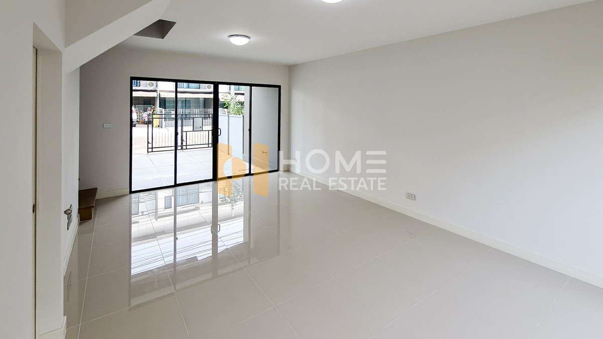 แปลงมุม ติดถนนเมน 🏡 บ้านกลางเมือง ปิ่นเกล้า - จรัญ / 3 ห้องนอน (ขาย), Baan Klang Muang Pinklao - Charan / 3 Bedrooms (FOR SALE) BALL215