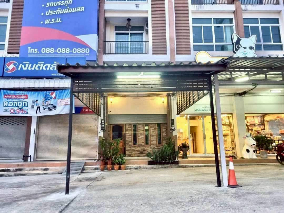 อาคารพาณิชย์ เดอะ พอยท์ บ่อวิน / 3 ชั้น (ขาย), The Point Bowin / Commercial Building 3 Storey (FOR SALE) YEAN072