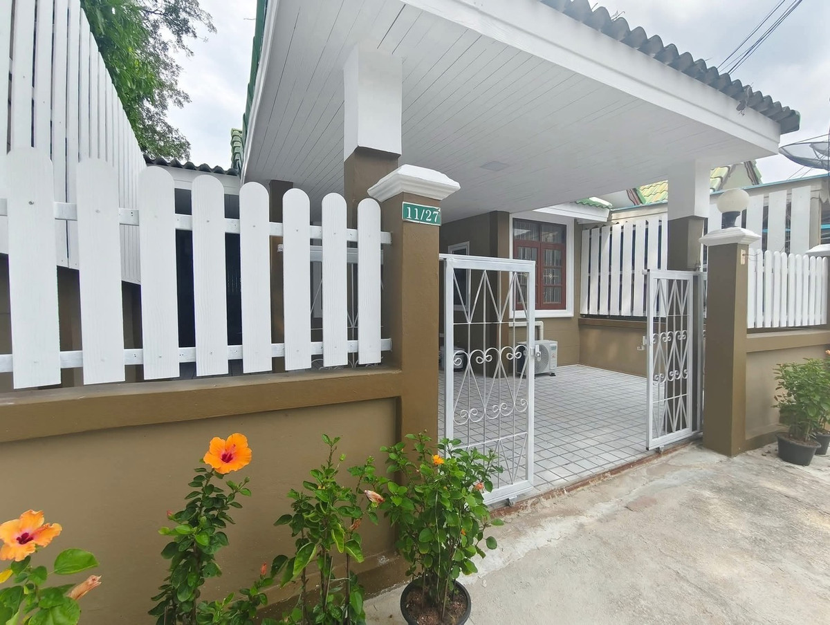 ทาวน์เฮ้าส์ แสนรัก โครงการ 3 / 2 ห้องนอน (ขาย), Saenrak Project 3 / Townhouse 2 Bedrooms (FOR SALE) AM013