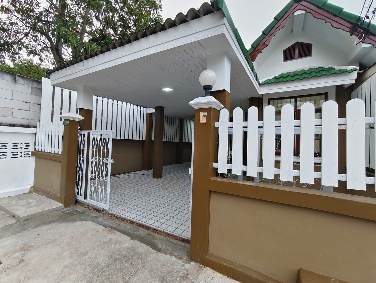 ทาวน์เฮ้าส์ แสนรัก โครงการ 3 / 2 ห้องนอน (ขาย), Saenrak Project 3 / Townhouse 2 Bedrooms (FOR SALE) AM013