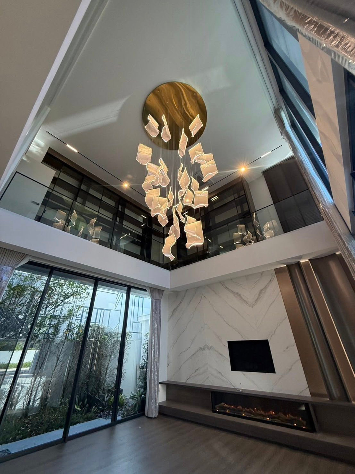 วีเว่ พระราม 9 / 5 ห้องนอน (เช่า), VIVE Rama 9 / 5 Bedrooms (FOR RENT) BZD097