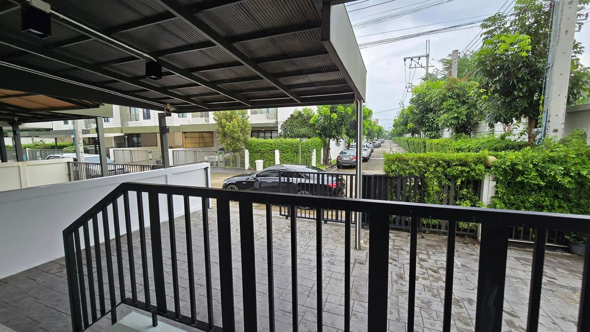 วิลลา อัลเบลโล่ พระราม 9 - ศรีนครินทร์ / 3 ห้องนอน (เช่า), Villa Albero Rama 9 - Srinakarin / 3 Bedrooms (FOR RENT) BZD095