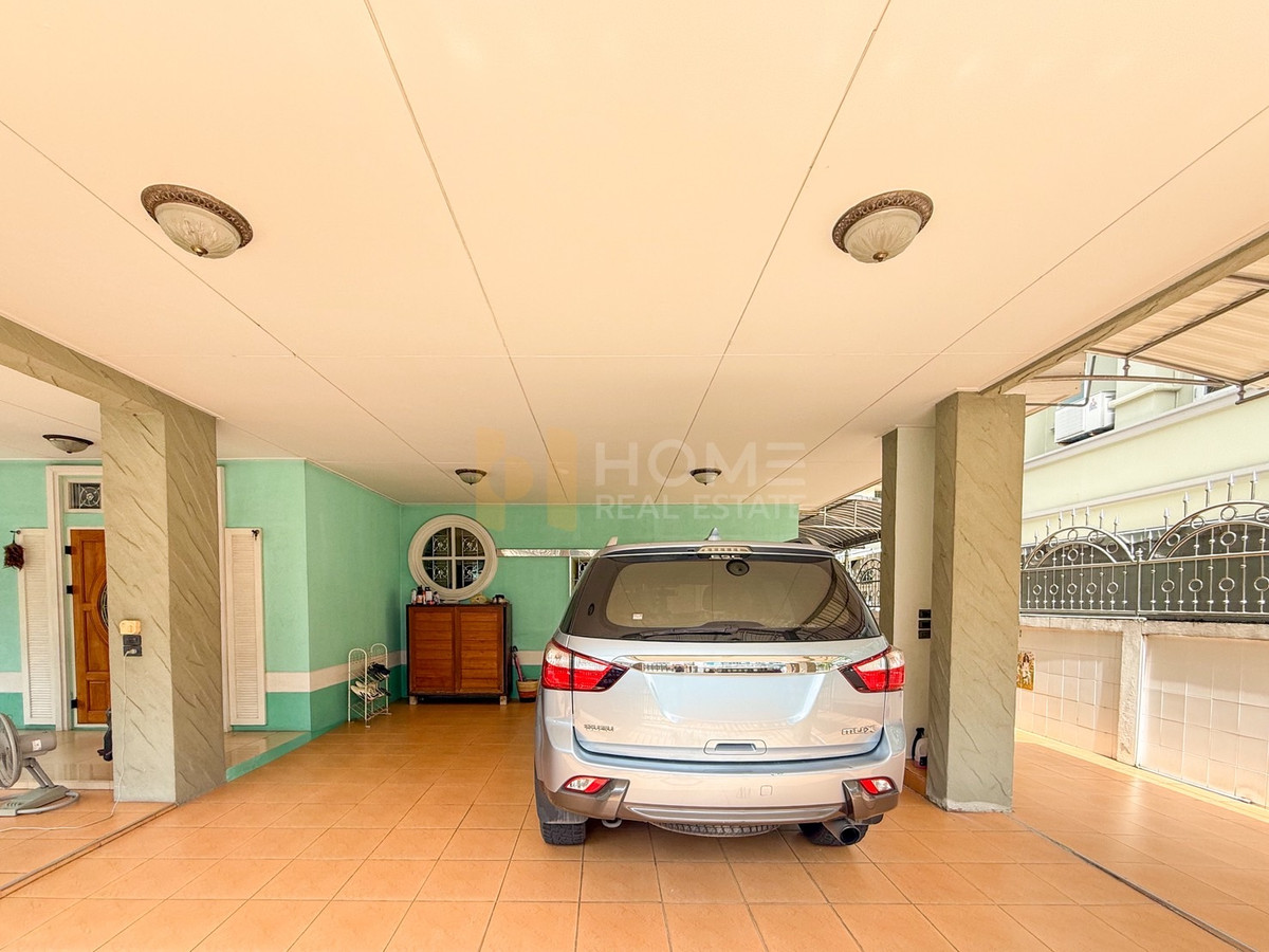 พาร์คเวย์ ชาเล่ต์ รามคำแหง / 3 ห้องนอน (ขาย), Parkway Chalet / 3 Bedrooms (FOR SALE) AA587