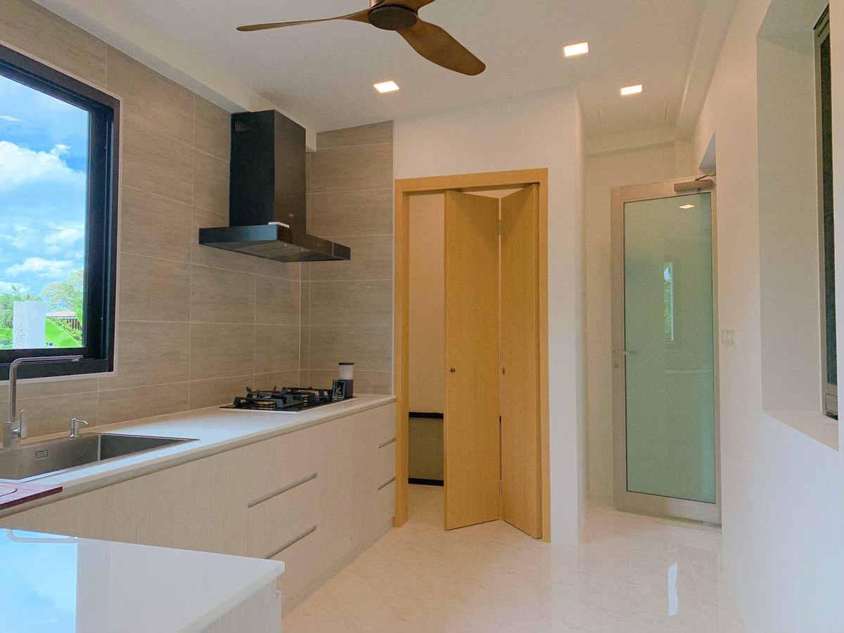 บ้านเดี่ยว ซอยเคหะร่มเกล้า 74 / 3 ห้องนอน (ขาย), Detached House Soi Keha Romklao 74 / 3 Bedrooms (FOR SALE) BZD107