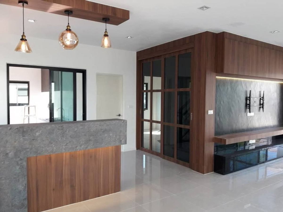 คาซ่า วิลล์ รามคำแหง - วงแหวน 2 / 4 ห้องนอน (ขาย), Casa Ville Ramkhamhaeng - Wongwaen 2 / 4 Bedrooms (FOR SALE) POON093