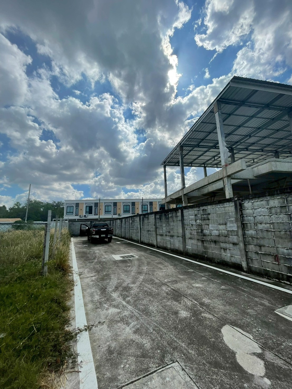 ที่ดิน 379 ตร.ว. กระทิงลาย / (ขาย), Land 379 sq.wah Krating Lai / (FOR SALE) BEWN039