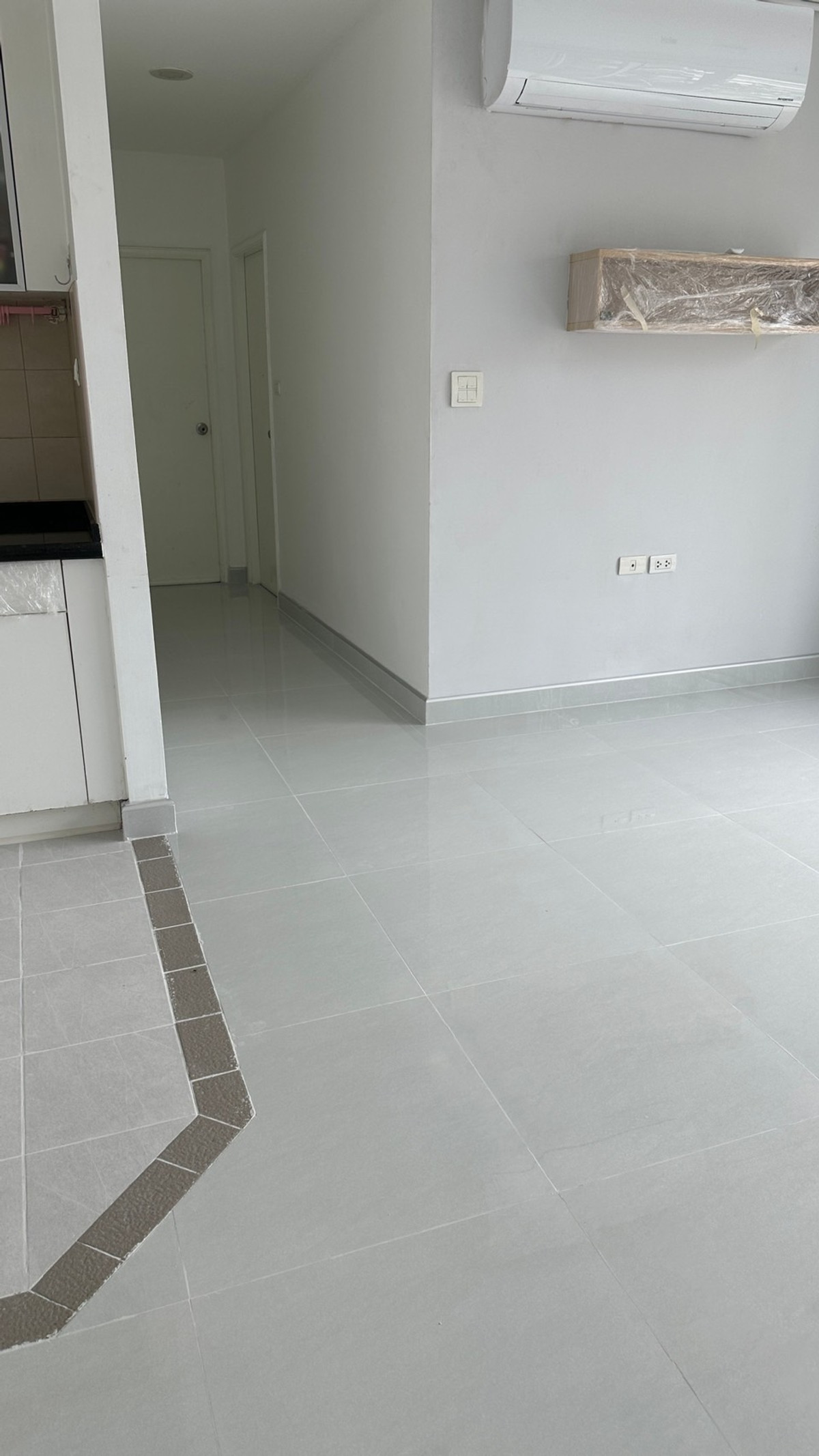 Centric Scene Sukhumvit 64 / 2 Bedrooms (SALE WITH TENENT), เซ็นทริค ซีน สุขุมวิท 64 / 2 ห้องนอน (ขายพร้อมผู้เช่า) BB001