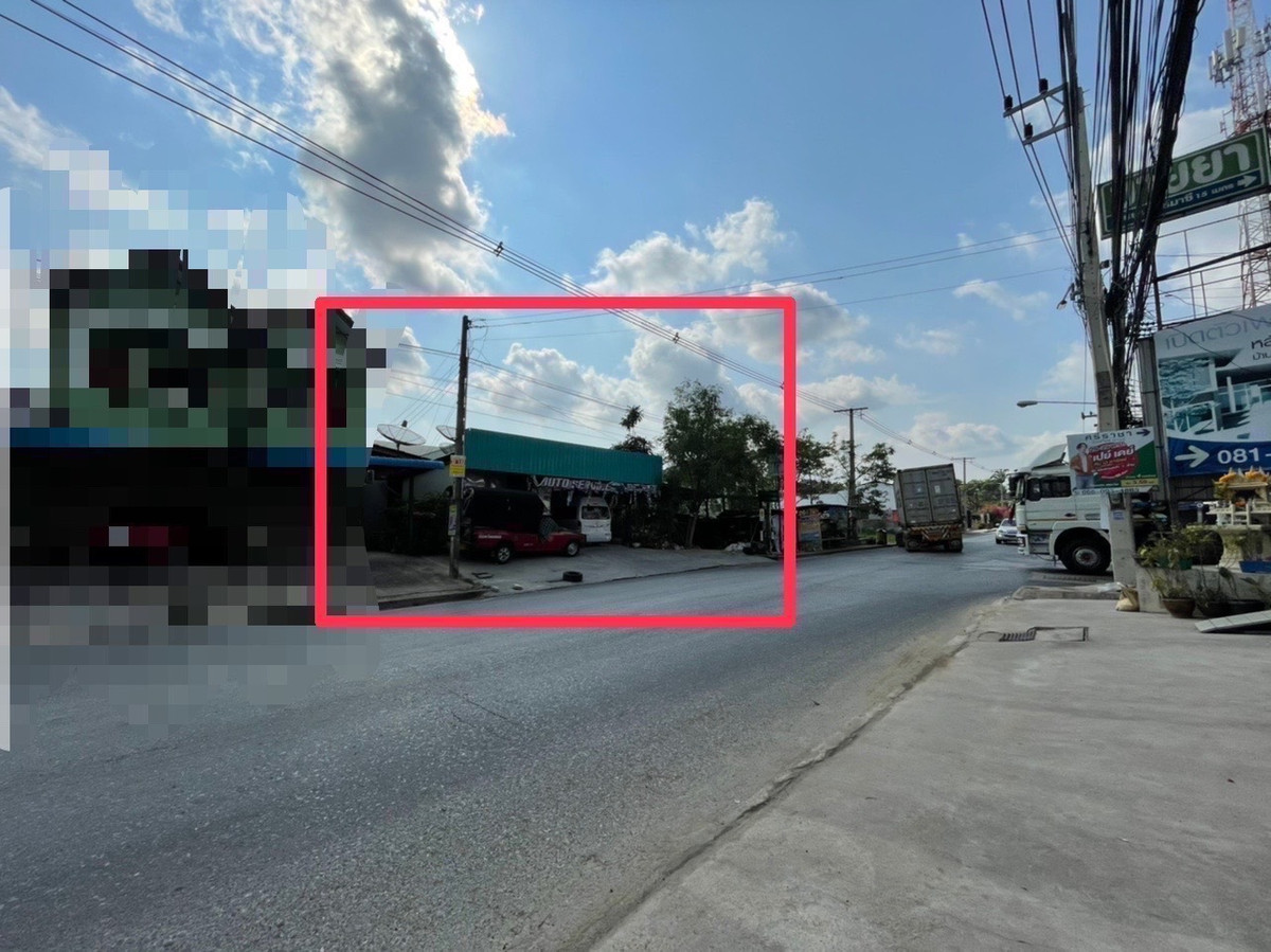 อู่รถ 57 ตารางวา ถนนเก้ากิโล ชลบุรี / (ขาย) Garage 57 square wah Kao Kilo Road, Chonburi / (FOR SALE) YEAN091