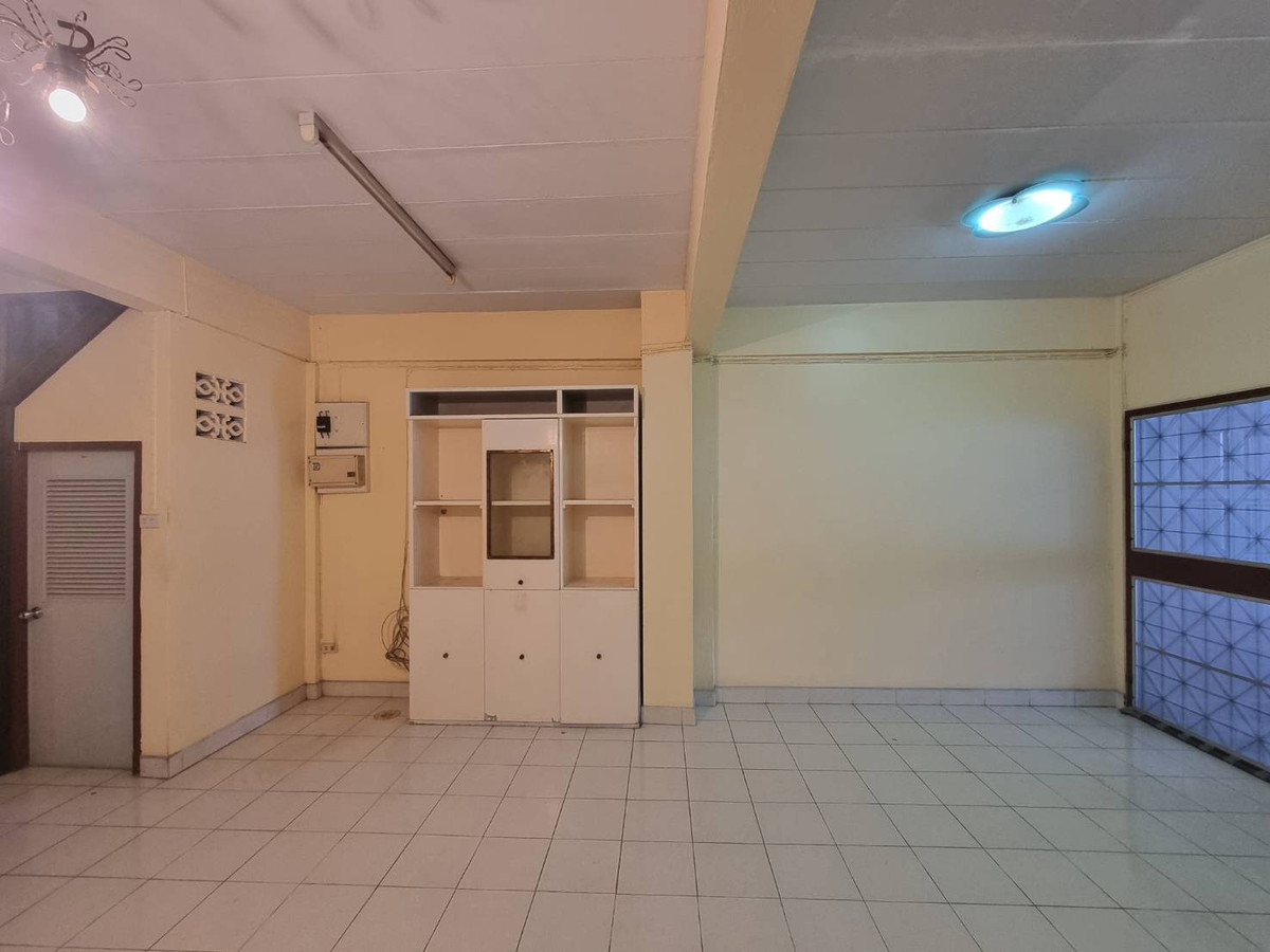 หมู่บ้าน สุขนิเวศน์ 2 / 3 ห้องนอน (ขาย), Baan Sukniwet / 3 Bedrooms (FOR SALE) AOM041