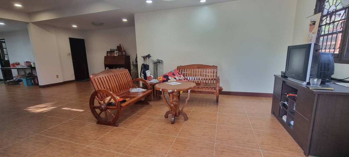 ชวนชื่น การ์เด้น วิลล์ / 5 ห้องนอน (ขาย), Chuan Chuen Garden Ville / 5 Bedrooms (FOR SALE) AOM045