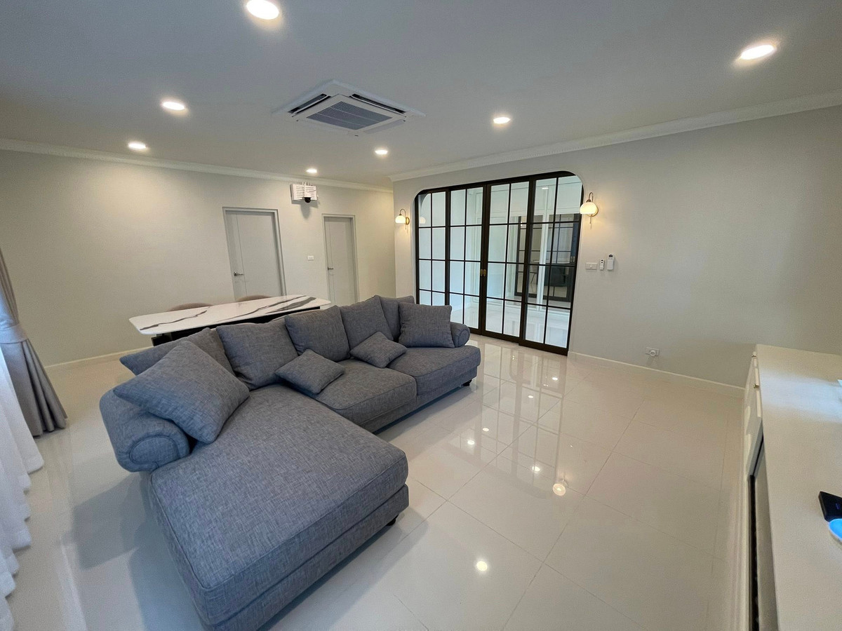 เซนโทร บางนา / 4 ห้องนอน (เช่า), Centro Bangna / 4 Bedrooms (FOR RENT) YOK037