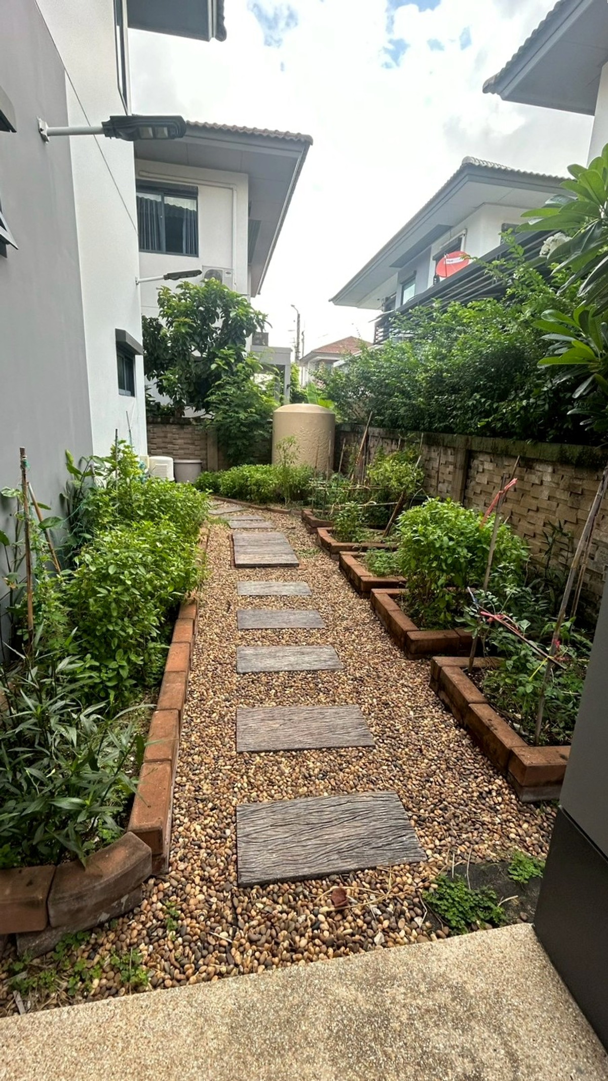 บุราสิริ วงแหวน - อ่อนนุช / 3 ห้องนอน (ขาย), Burasiri Wongwaen - Onnut / 3 Bedrooms (FOR SALE) FONT005