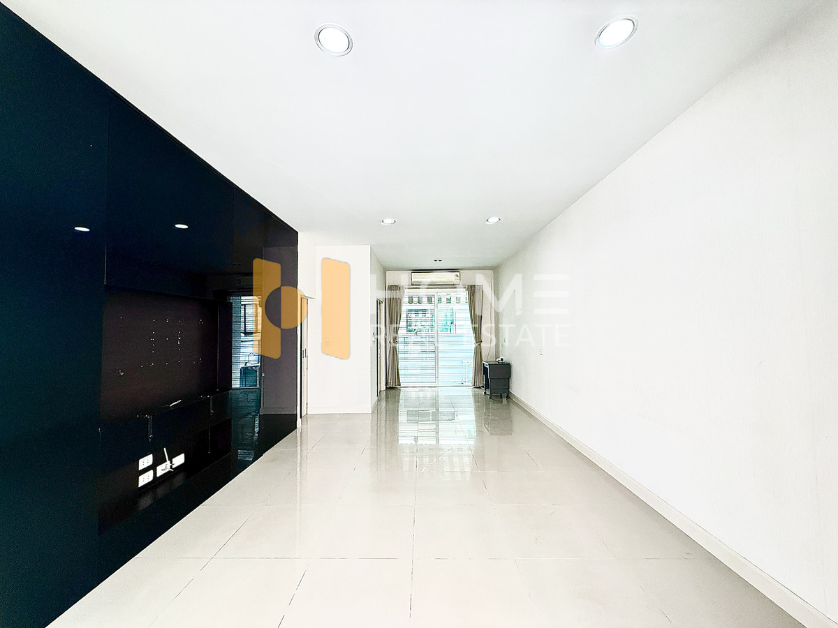 บ้านกลางเมือง เอส - เซ้นส์ ศรีนครินทร์ / 3 ห้องนอน (ขาย), Baan Klang Muang S - Sense Srinakharin / 3 Bedrooms (FOR SALE) G010