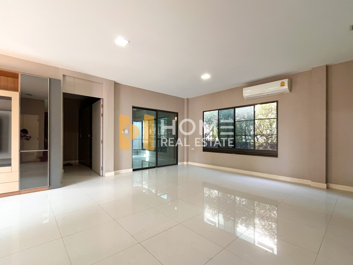 มัณฑนา อ่อนนุช - วงแหวน 4 / 6 ห้องนอน (ขาย), Manthana Onnut - Wongwan 4 / 6 Bedrooms (FOR SALE) POON136