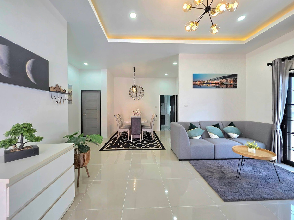 หมู่บ้านรัตนากร วิลเลจ 17 / 3 ห้องนอน (ขาย), Ratanakorn Village 17 / 3 Bedrooms (FOR SALE) BEWN056