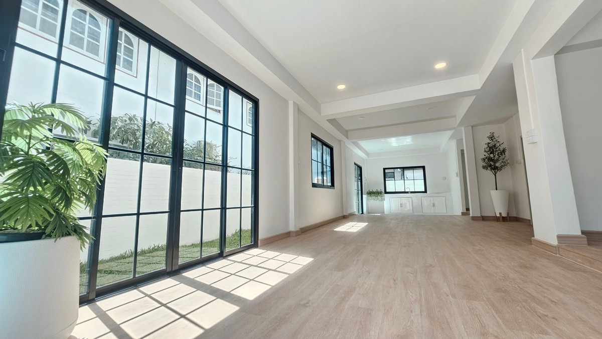 บ้านถาวรนิเวศน์ 2 / 4 ห้องนอน (ขาย), Baan Thavorn Niwet 2 / 4 Bedrooms (FOR SALE) G011