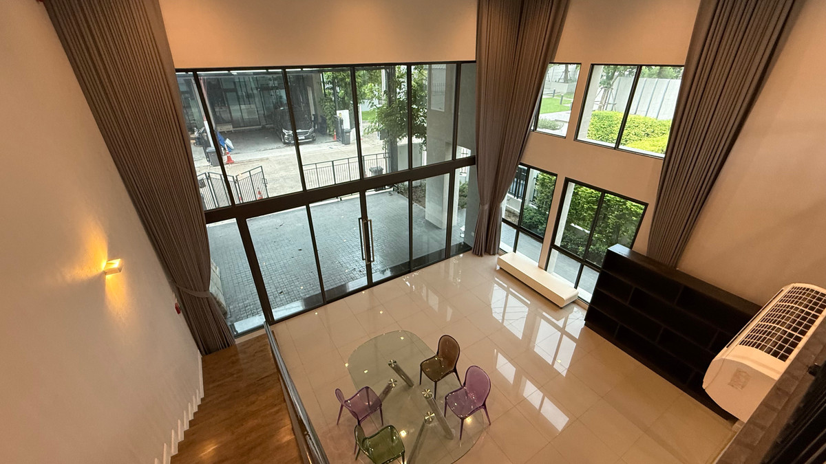 เฮดควอเทอส์ เอกมัย - ลาดพร้าว / 4 ห้องนอน (ขาย), Headquarters Ekamai - Ladprao / 4 Bedrooms (FOR SALE) TPM320