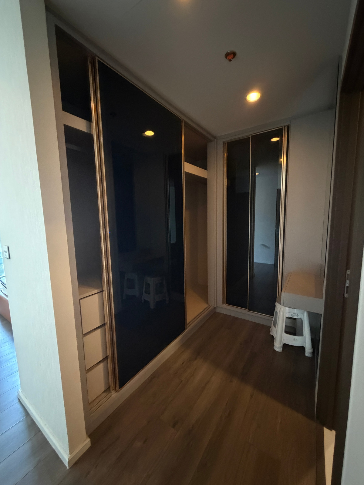 Whizdom Essence / 2 Bedrooms (FOR SALE), วิสซ์ดอม เอสเซ้นส์ / 2 ห้องนอน (ขาย) BB034