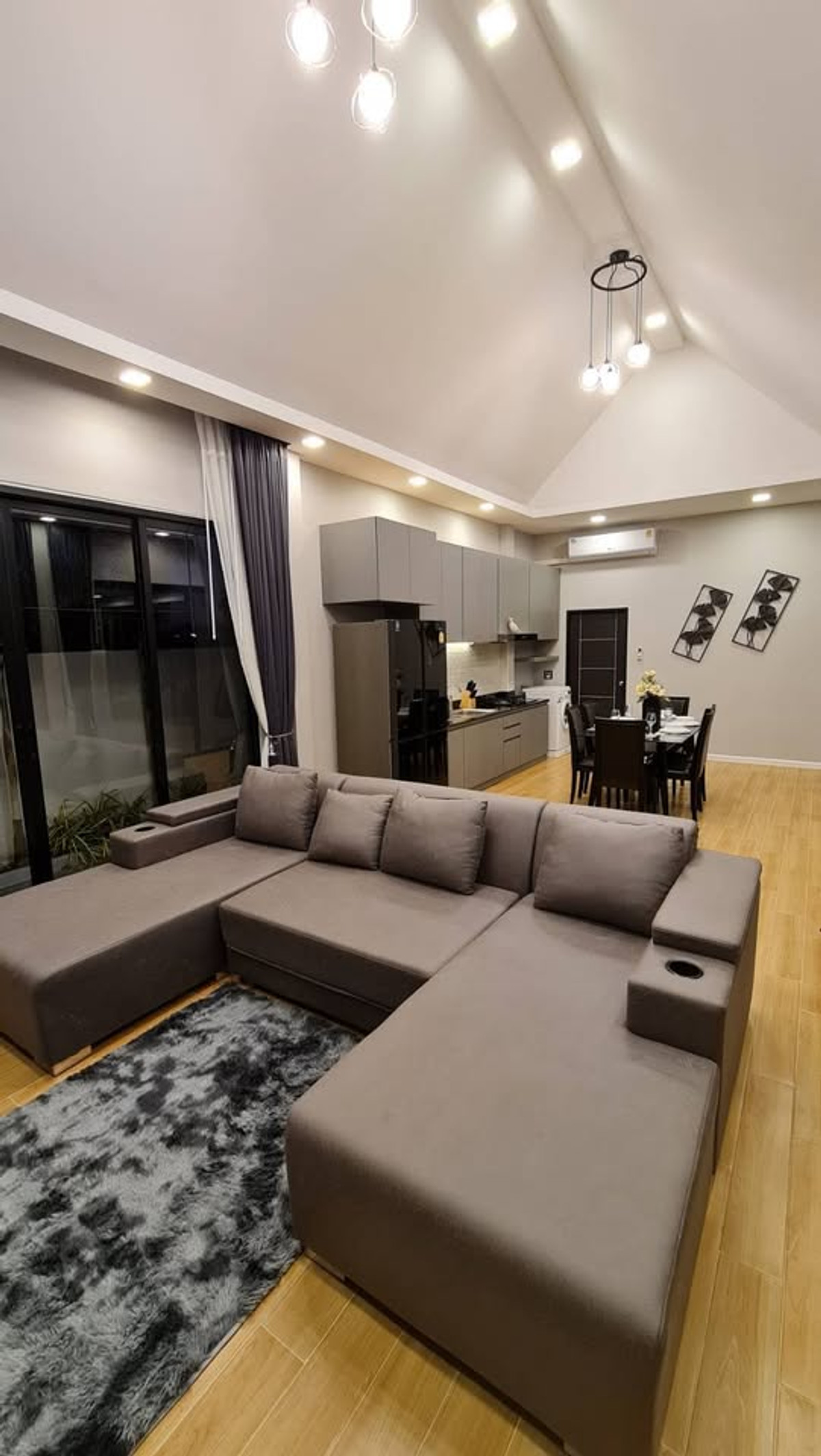 พูลวิลล่า พื้นที่ 105 ตร.ว. ซอยวัดญาณ / 3 ห้องนอน (เช่า), Pool villa, area 105 sq wa., Soi Wat Yan / 3 Bedrooms (FOR RENT) BEWN063