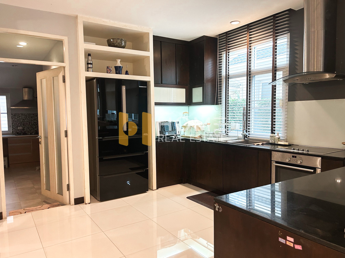 โกลเด้นนครา อ่อนนุช 65 / 3 ห้องนอน (เช่า), Golden Nakara Onnut 65 / 3 Bedrooms (FOR RENT) FONT019