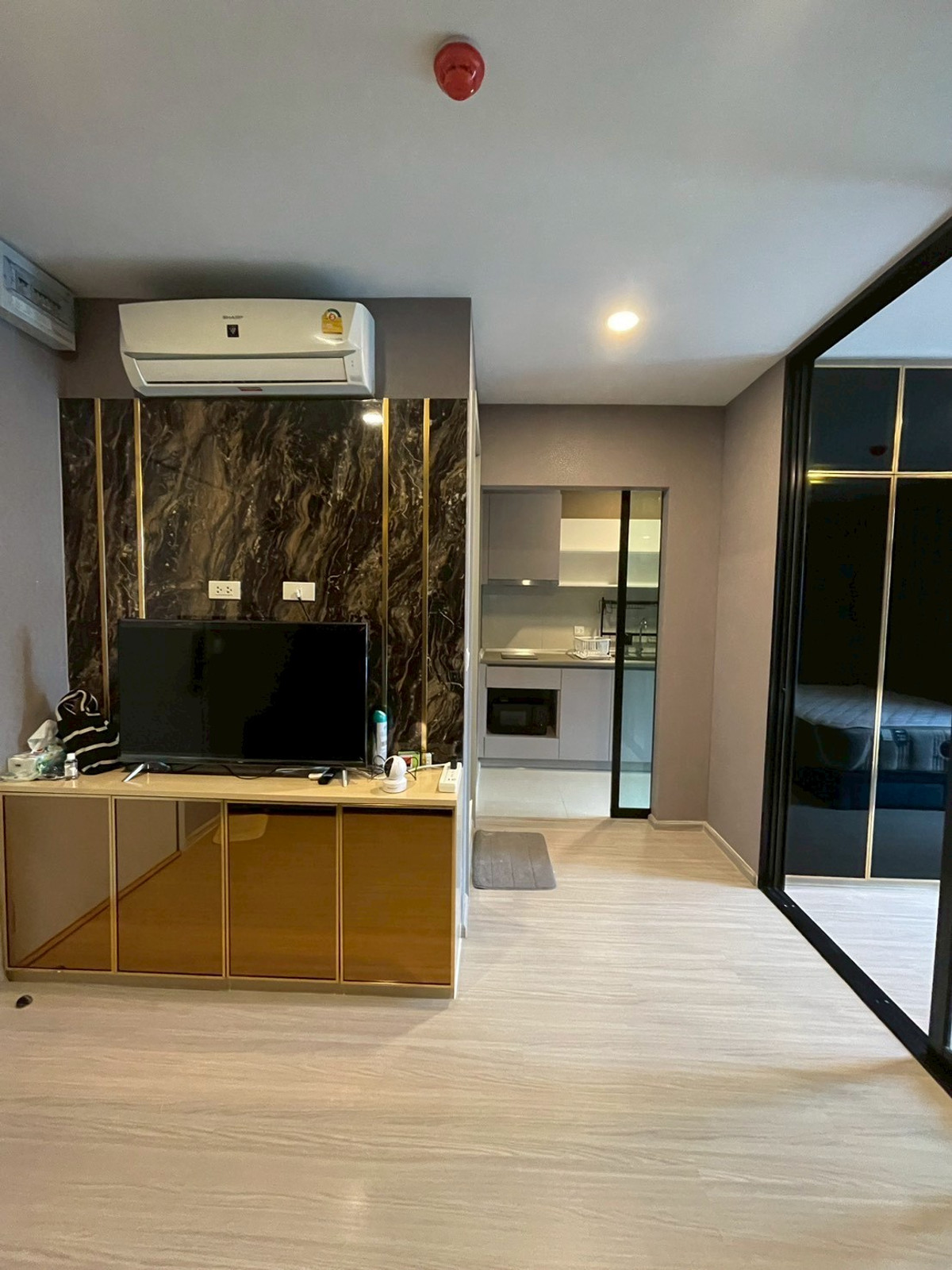 Aspire Asoke - Ratchada / 1 Bedroom (SALE WITH TENENT), แอสปาย อโศก - รัชดา / 1 ห้องนอน (ขายพร้อมผู้เช่า) TARN255