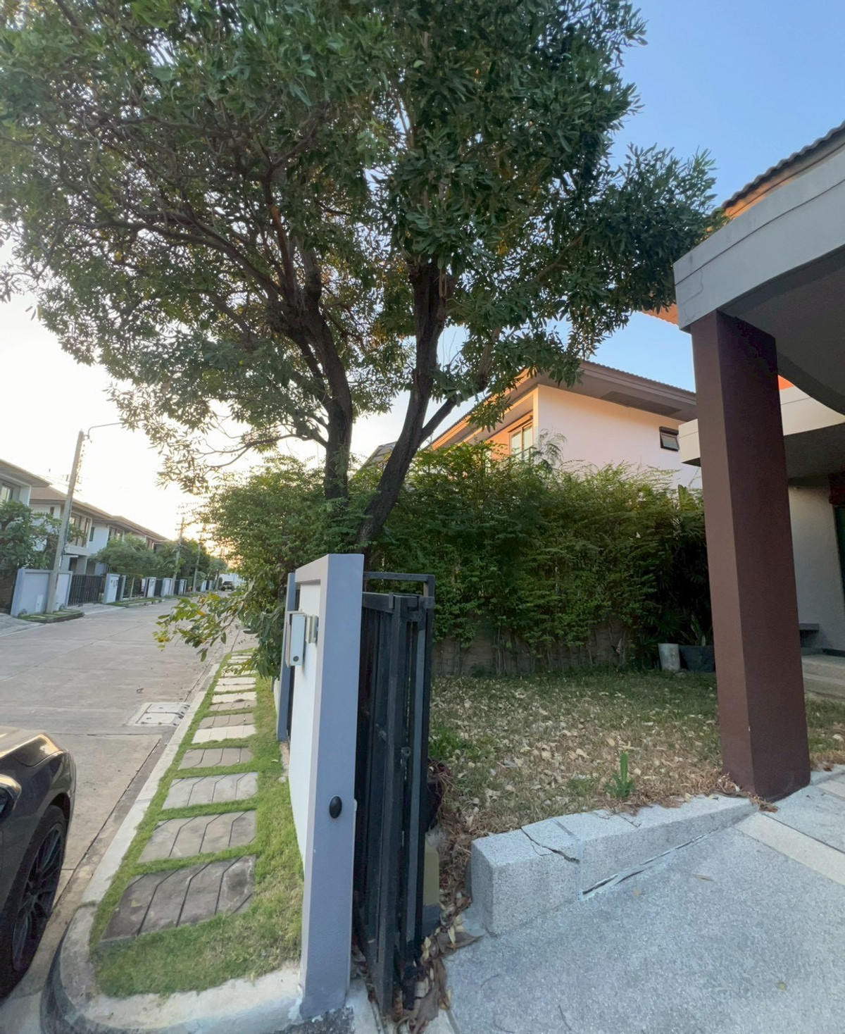 บุราสิริ วงแหวน - อ่อนนุช / 3 ห้องนอน (ขาย), Burasiri Wongwaen - Onnut / 3 Bedrooms (FOR SALE) POON172