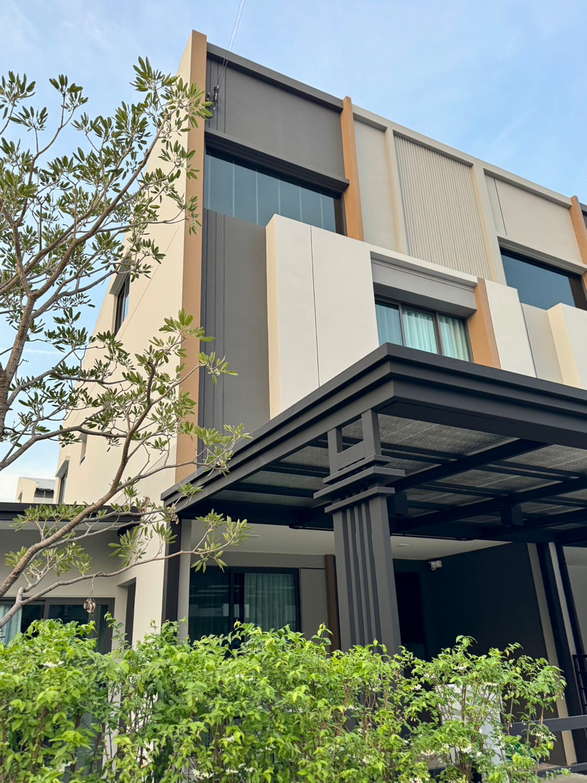 พลีโน่ สุขุมวิท - บางนา / 4 ห้องนอน (เช่า), Pleno Sukhumvit - Bangna / 4 Bedrooms (FOR RENT) YOK064