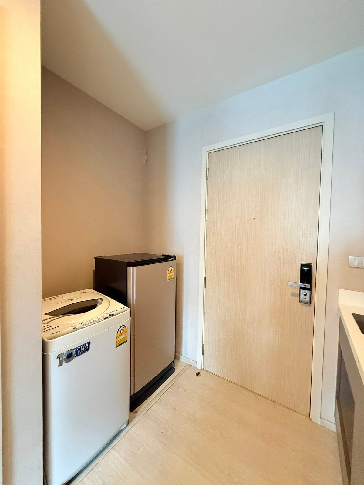 Rhythm Asoke 2 / 1 Studio (FOR SALE), ริธึ่ม อโศก 2 / 1 ห้องนอน (ขาย) TARN260