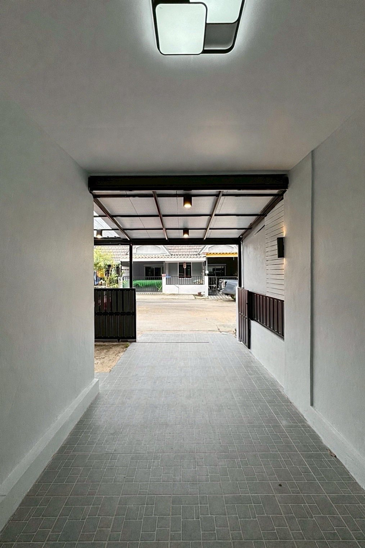 สยามคันทรีคลับ - ซอยพรประภานิมิตร 15 / 2 ห้องนอน (ขาย), Siam Country Club - Soi Phonprapanimit 15 / 2 Bedrooms (FOR SALE) BEWN077