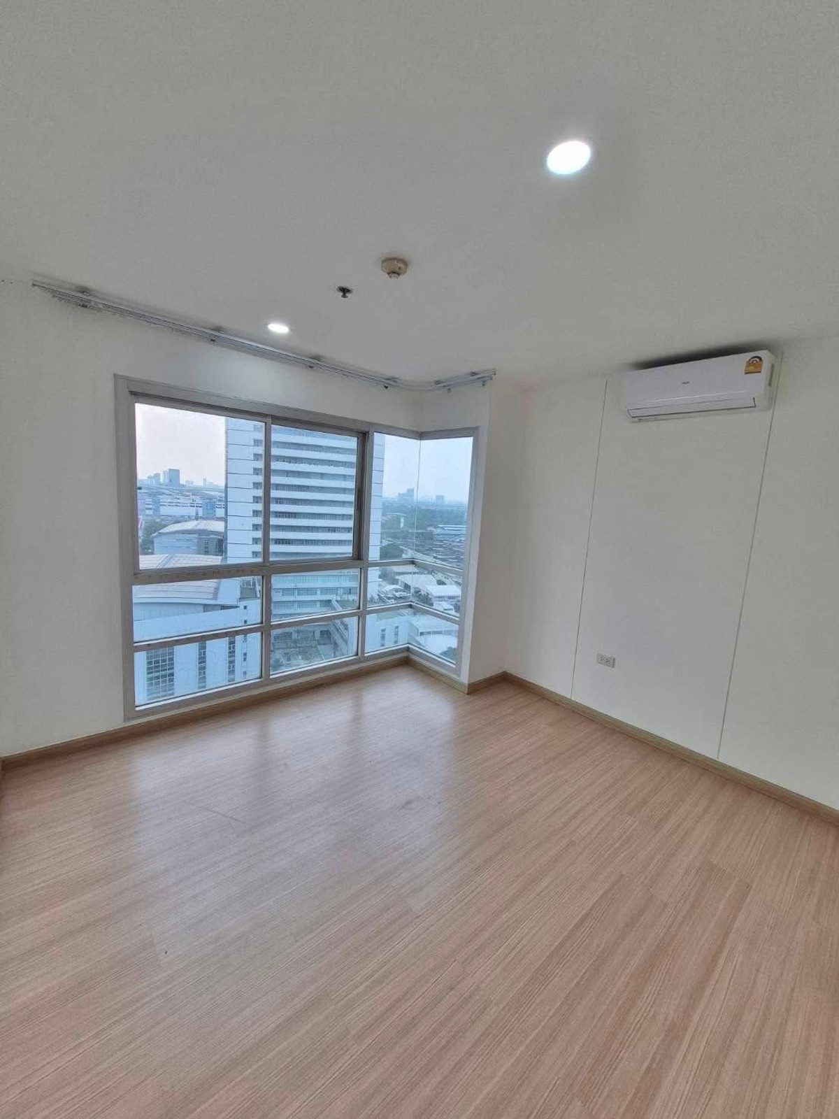 U Delight @ Jatujak Station  / 2 Bedrooms (FOR SALE), ยู ดีไลท์ @ จตุจักร สเตชั่น  / 2 ห้องนอน (ขาย) PINP238