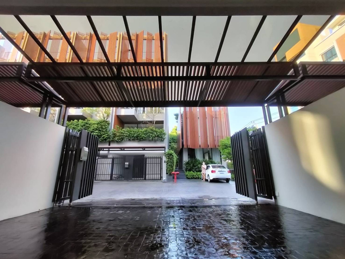 เดอะ พาร์ค เลน สุขุมวิท 105 / 3 ห้องนอน (เช่า), The Park Lane Sukhumvit 105 / 3 Bedrooms (FOR RENT) YOK071