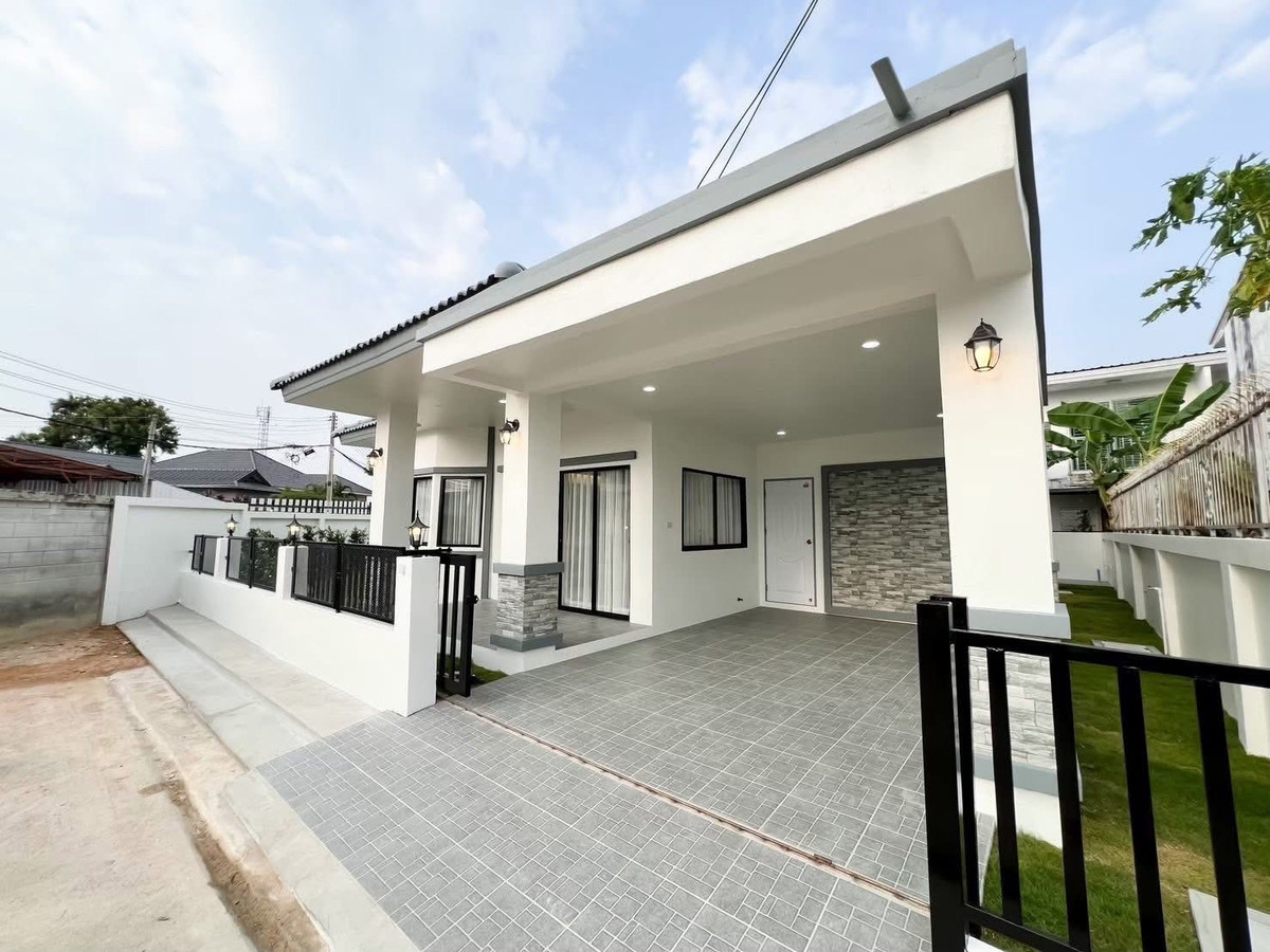 Rattanakorn Village 19 / 3 Bedrooms (FOR SALE), รัตนากร วิลเลจ 19 / 3 ห้องนอน (ขาย) BEWN085