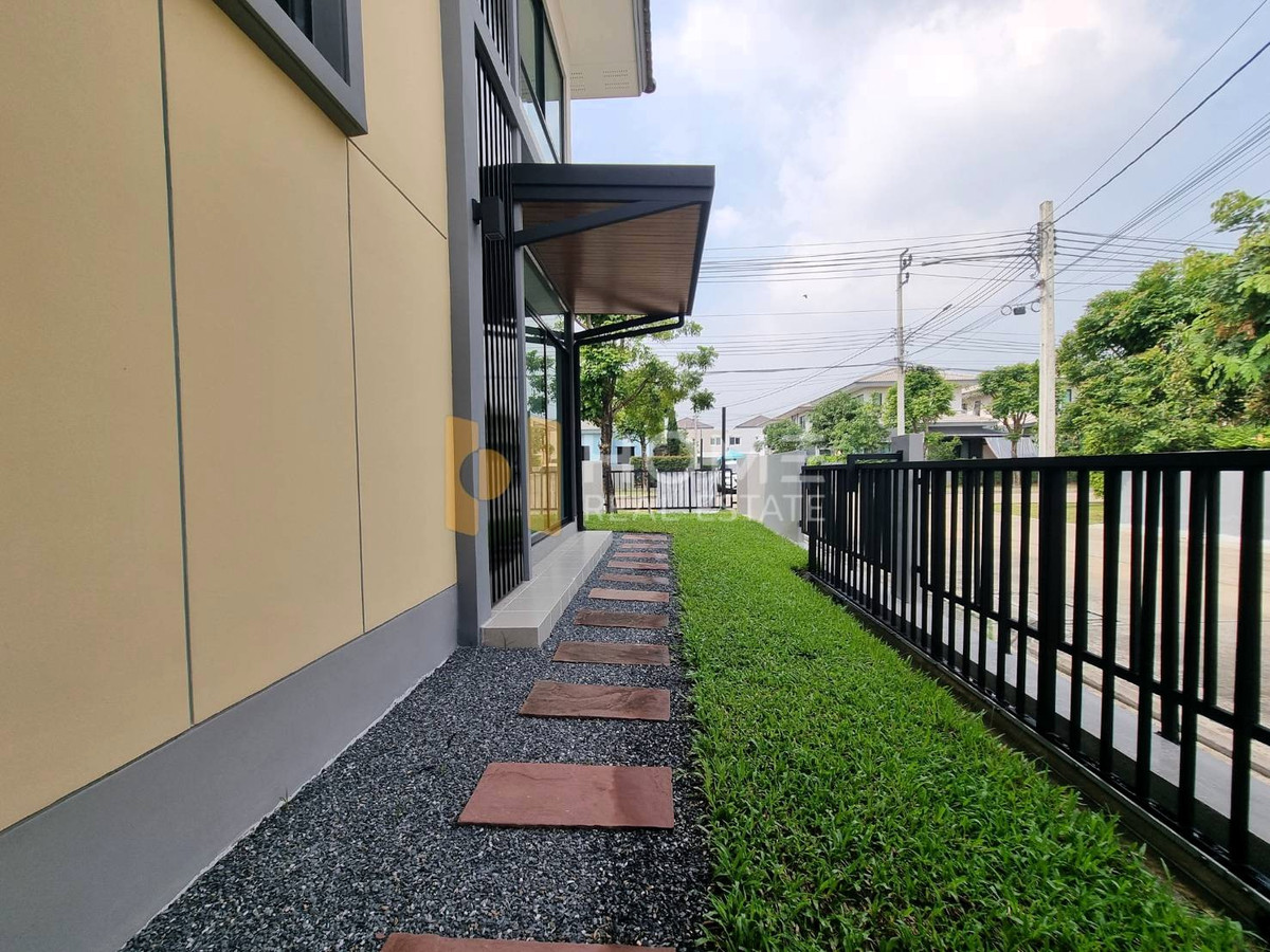 รีโนเวทใหม่ทั้งหลัง บ้านไม่ร้อน 🌳 คาซ่า วิลล์ ปิ่นเกล้า - ศรีรัช / 4 ห้องนอน (ขาย), Casa Ville Pinklao - Srirat / Detached House 4 Bedrooms (FOR SALE) AOM024