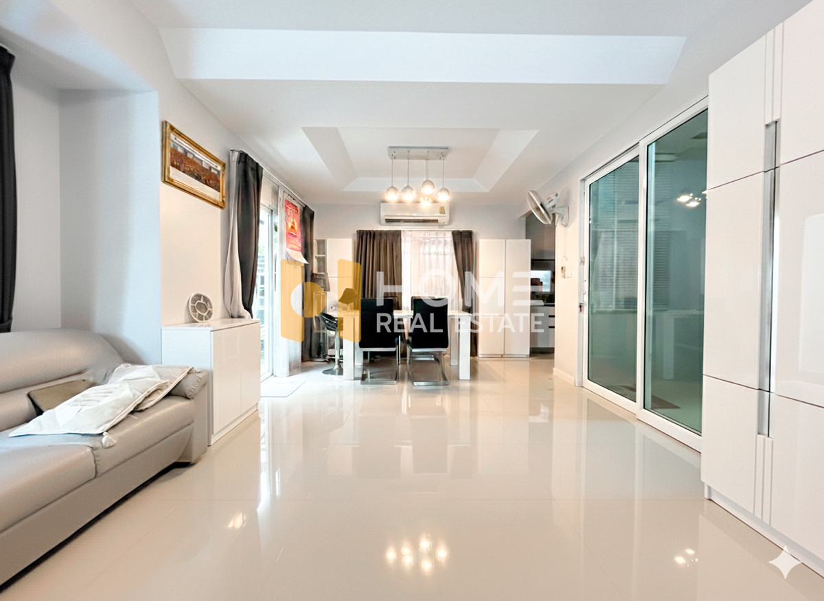 มัณฑนา อ่อนนุช - วงแหวน 4 / 5 ห้องนอน (ขาย), Manthana Onnut - Wongwaen / 5 Bedrooms (FOR SALE) POON137