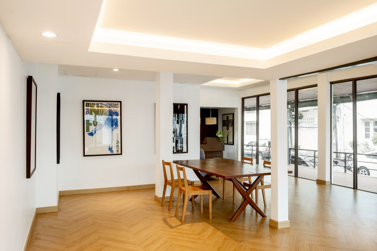 ทาวน์โฮม พระราม 9 ซอย 11 / 3 ห้องนอน (ขาย), Townhome Rama 9 Soi 11 / 3 Bedrooms (FOR SALE) BZD141