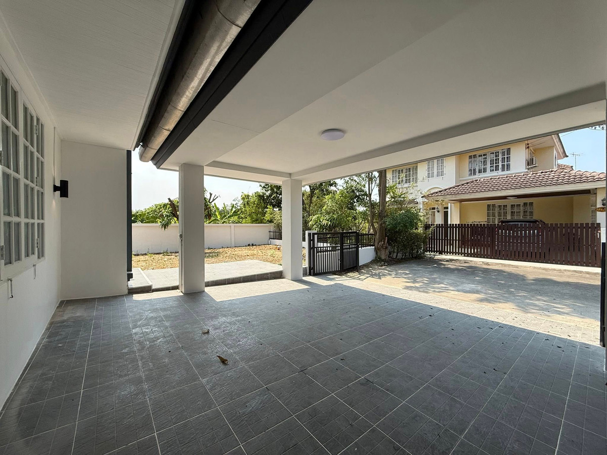 หมู่บ้านอาภากร 1 / 4 ห้องนอน (ขาย), Apakorn Village 1 / 4 Bedrooms (FOR SALE) AOM067