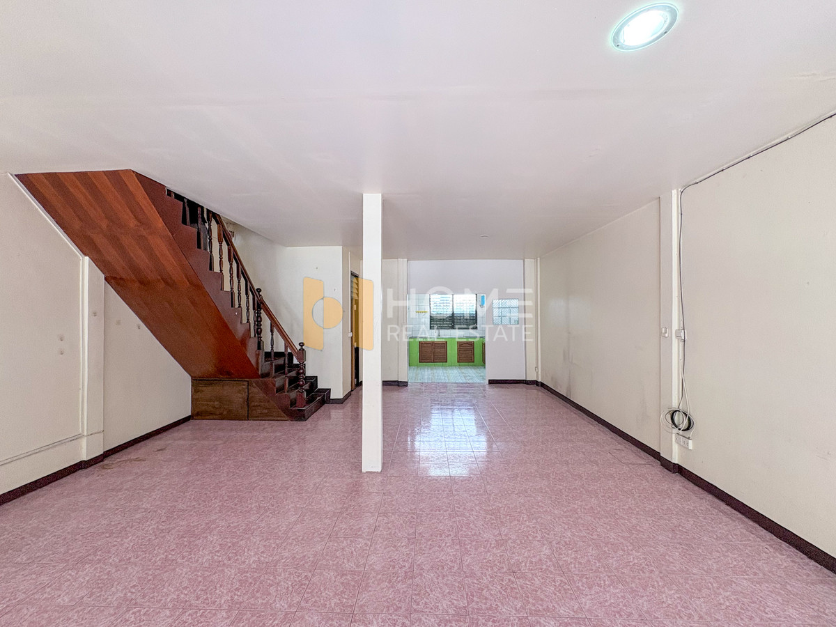 ทาวน์โฮม รามอินทรา 40 แยก 8 / 4 ห้องนอน (ขาย), Townhome Ramintra 40 Intersection 8 / 4 Bedrooms (FOR SALE) TPM337