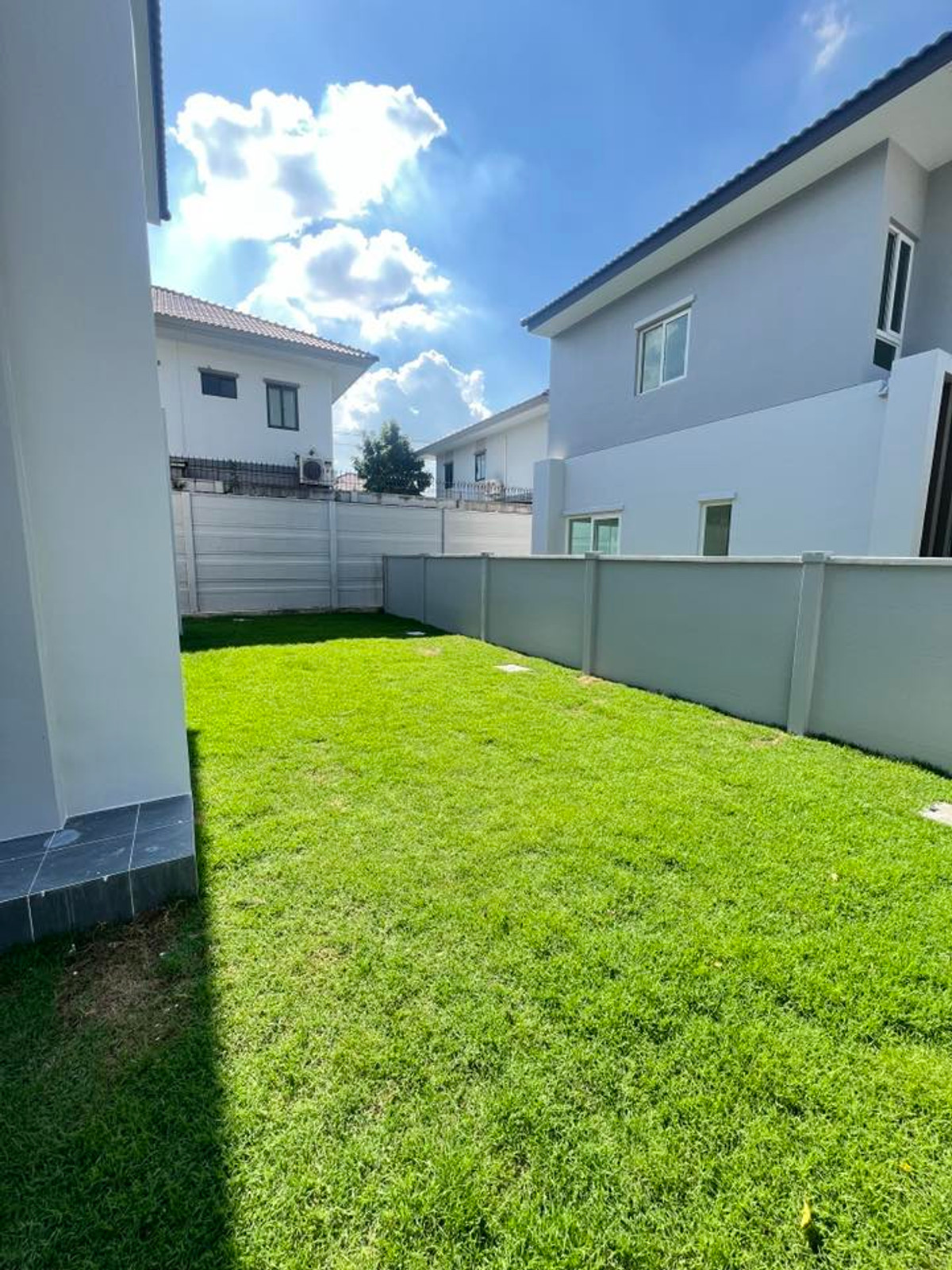 Pleno Town Sukhumvit - Theparak / 3 Bedrooms (SALE WITH TENENT), พลีโน่ ทาวน์ สุขุมวิท - เทพารักษ์ / 3 ห้องนอน (ขายพร้อมผู้เช่า) YOK039