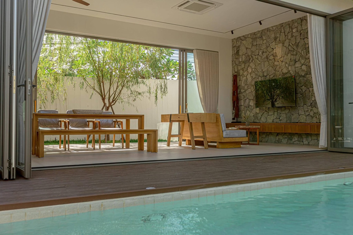 พูลวิลล่า ถนนเขามะกอก 1 / 4 ห้องนอน (ขาย), Pool Villa Khao Makok Road 1 / 4 Bedrooms (FOR SALE) AM040