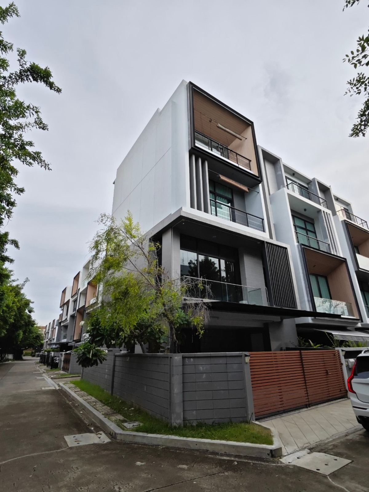 เนอวานา ดีฟายน์ พระราม 9 / 3 ห้องนอน (ขาย), Nirvana Define rama 9 / 3 Bedrooms (FOR SALE) JANE015